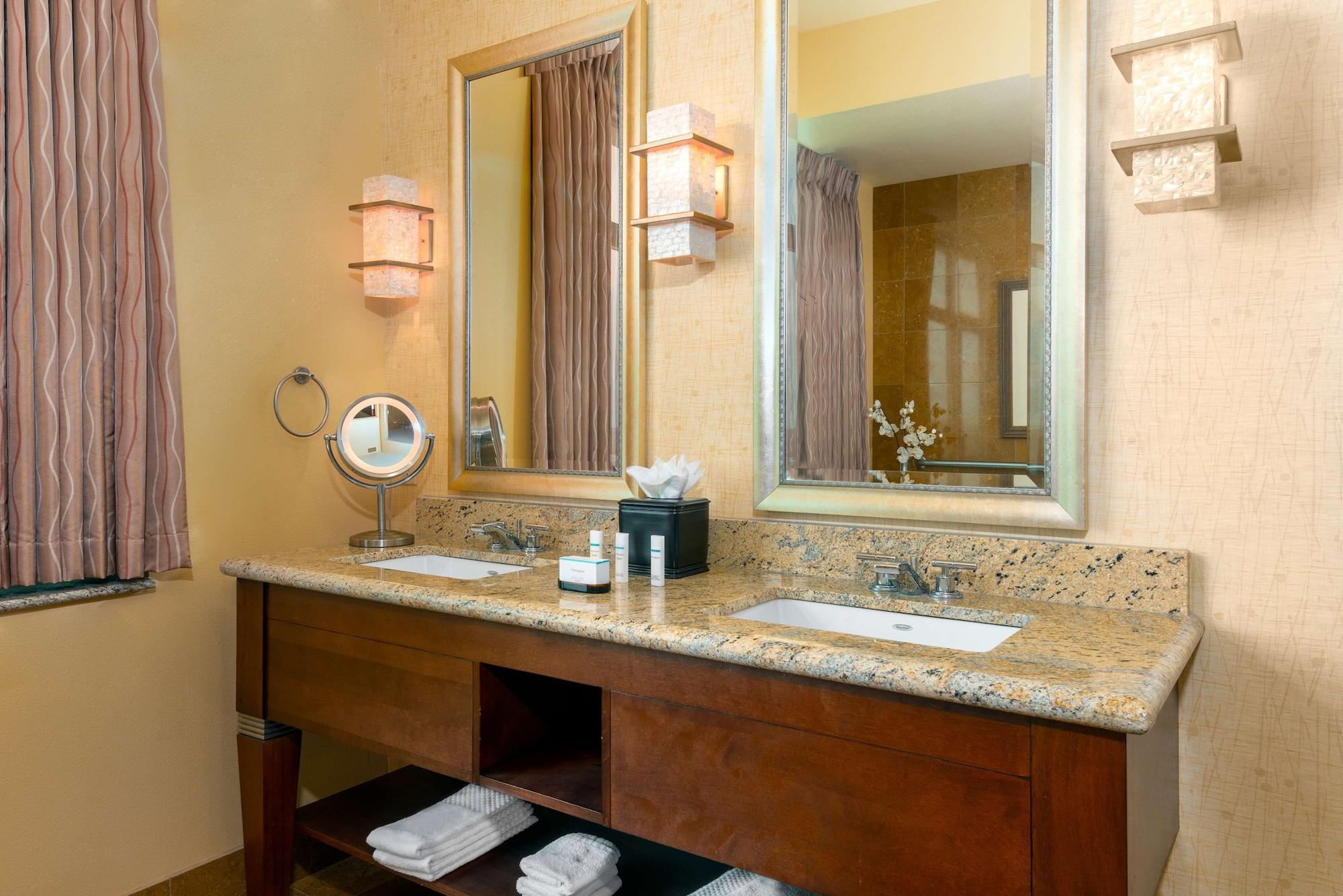 Embassy Suites Omaha- La Vista/ Hotel & Conference Center Dış mekan fotoğraf