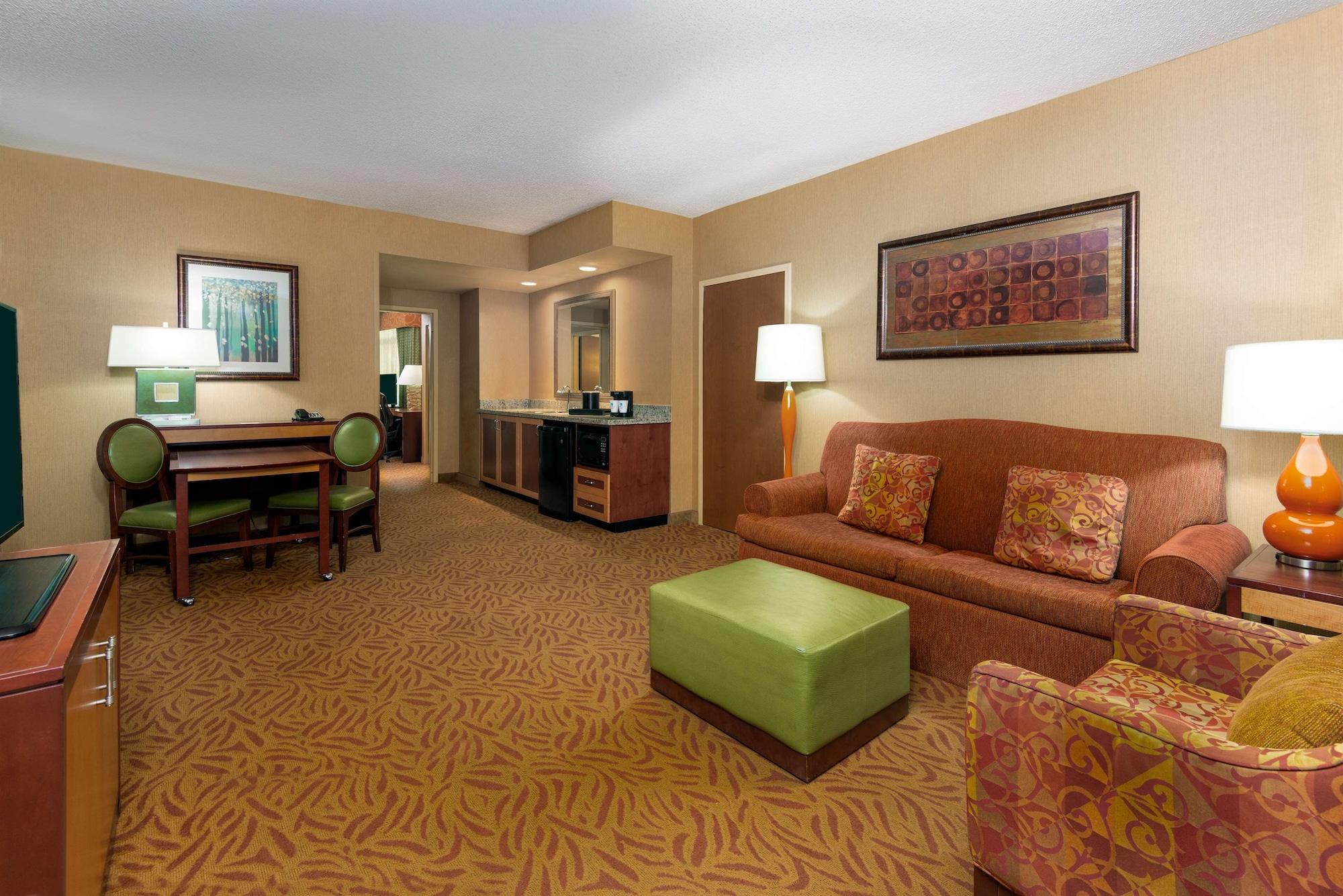 Embassy Suites Omaha- La Vista/ Hotel & Conference Center Dış mekan fotoğraf