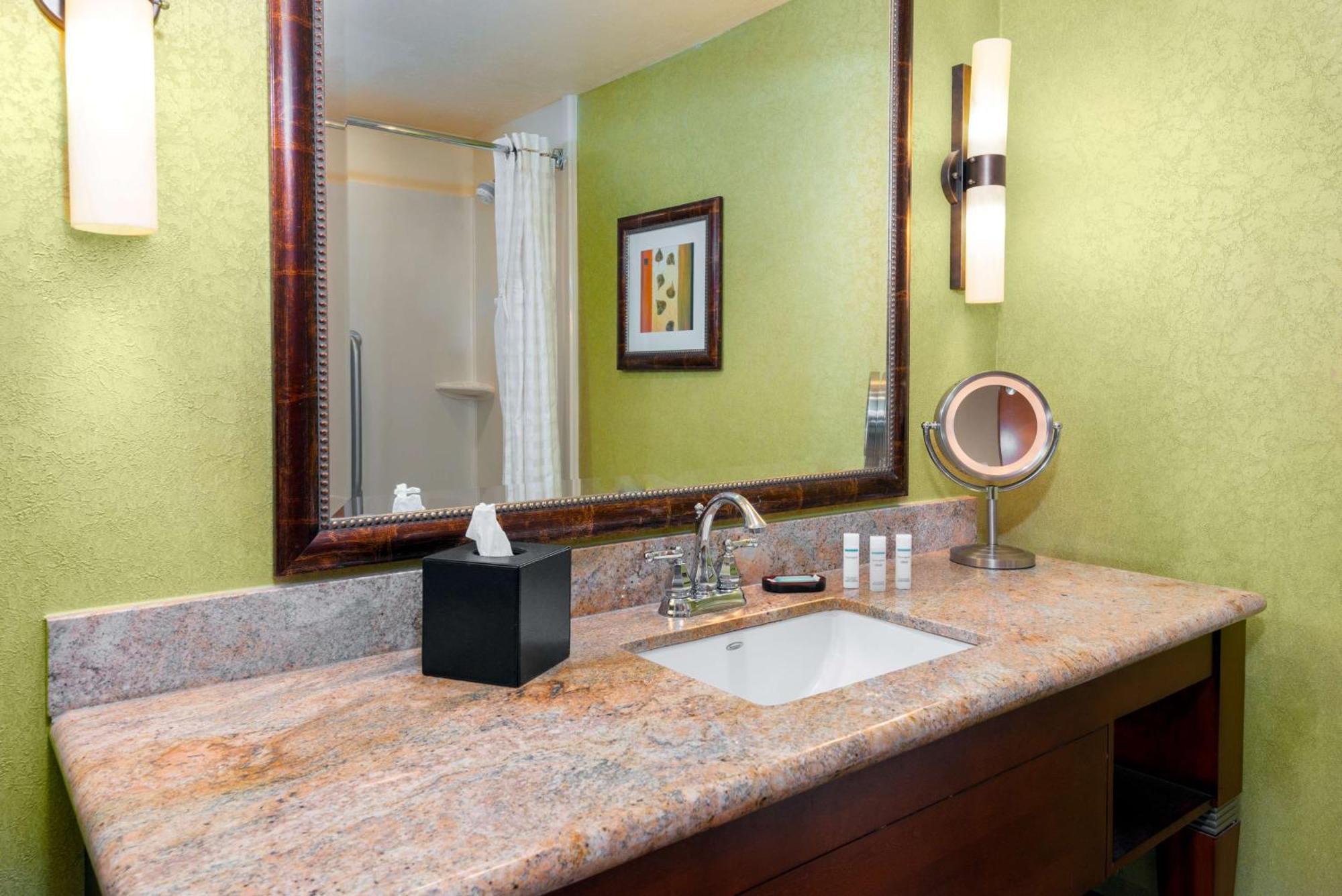 Embassy Suites Omaha- La Vista/ Hotel & Conference Center Dış mekan fotoğraf