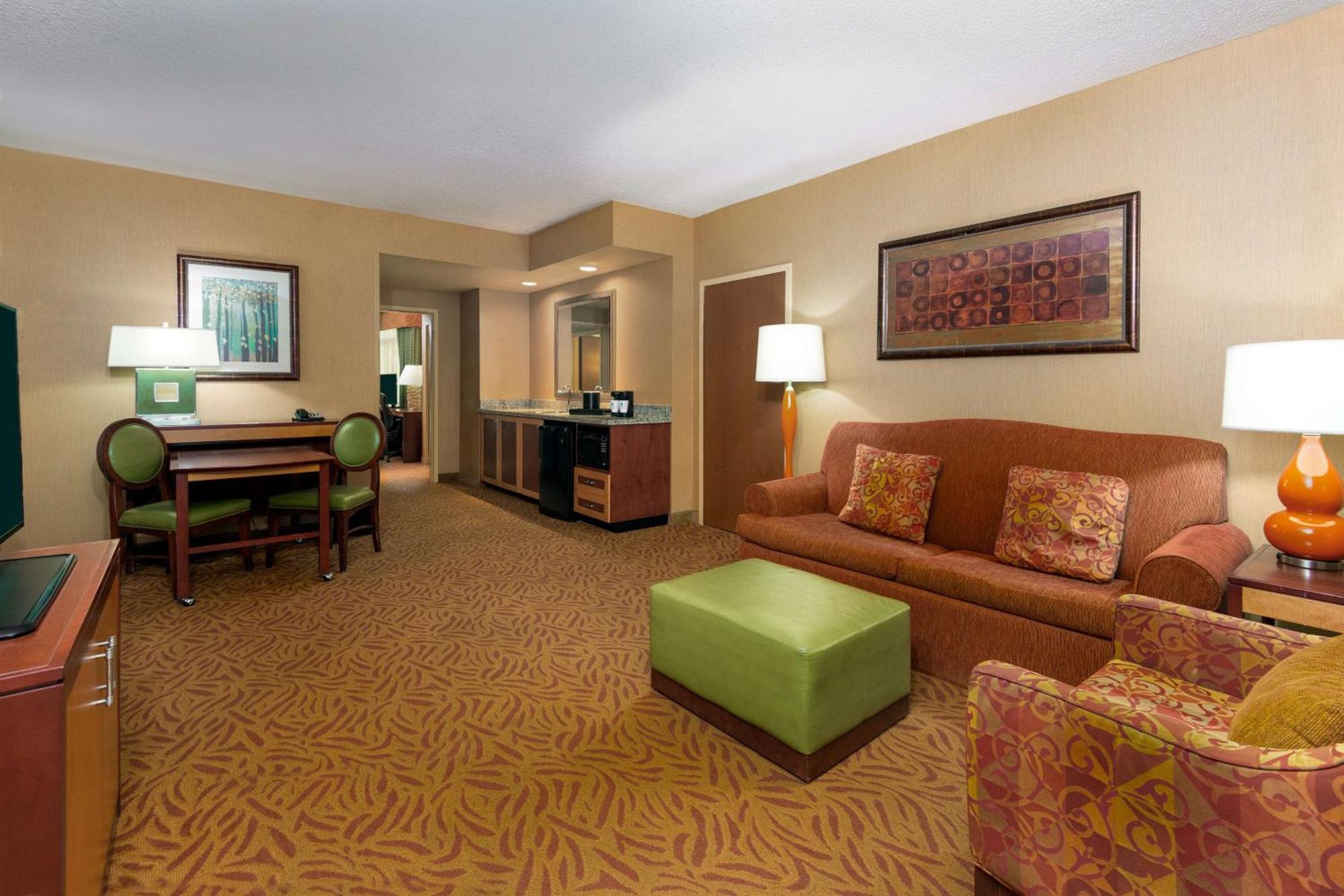 Embassy Suites Omaha- La Vista/ Hotel & Conference Center Dış mekan fotoğraf