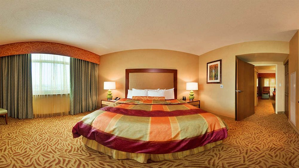 Embassy Suites Omaha- La Vista/ Hotel & Conference Center Dış mekan fotoğraf